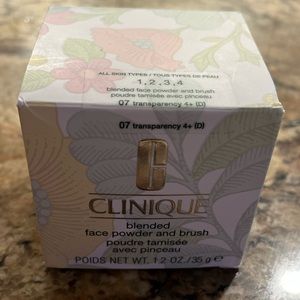 Clinique blended face powder and brush 07 transparency 4+ (D)